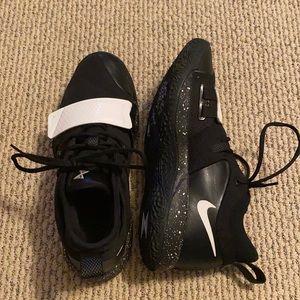 Nike Basketball Shoes